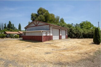 124 E Evans Reimer Rd in Gridley, CA - Building Photo - Building Photo
