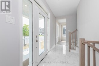 161 Rugosa St in Ottawa, ON - Building Photo - Building Photo