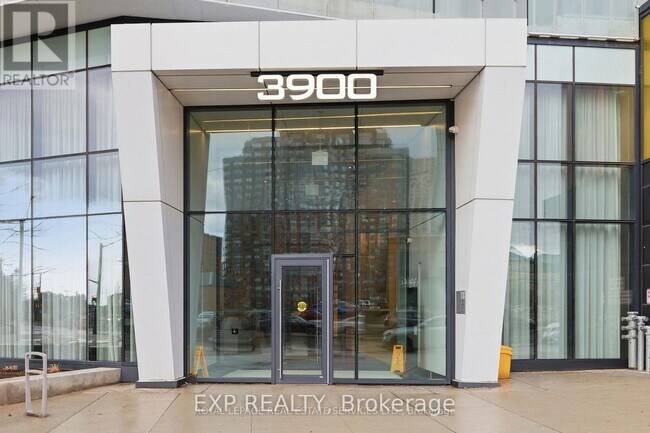 3900 Confederation Pkwy in Mississauga, ON - Building Photo - Building Photo
