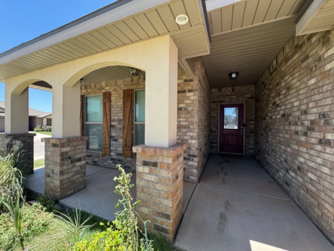 10120 Valencia Ave in Lubbock, TX - Building Photo - Building Photo