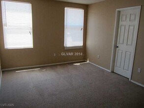 6521 E Marco Vista Ave in Las Vegas, NV - Building Photo - Building Photo