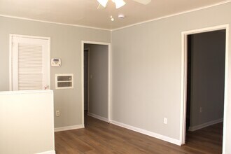 1709 Oakwood Ave NE in Huntsville, AL - Building Photo - Building Photo