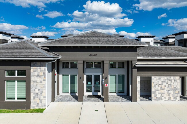 Ekos Santa Barbara in Naples, FL - Building Photo - Building Photo