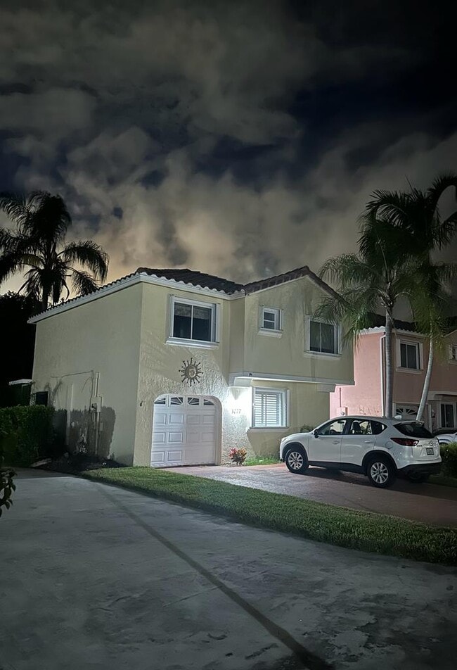 property at 1077 SE 6th Ave