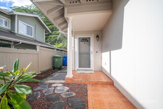 95-1049-1049 Wikao St in Mililani, HI - Building Photo - Building Photo