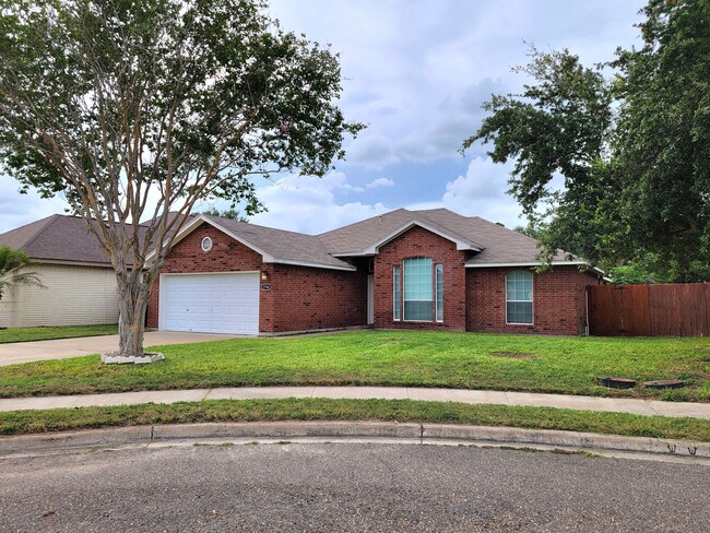 2704 Amherst Ave