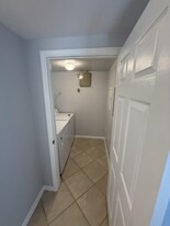 6386 Emerald Dunes Dr in West Palm Beach, FL - Building Photo