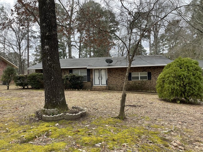 property at 304 Hundred Oaks Dr