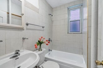 34-38 34th St in Queens, NY - Building Photo - Building Photo