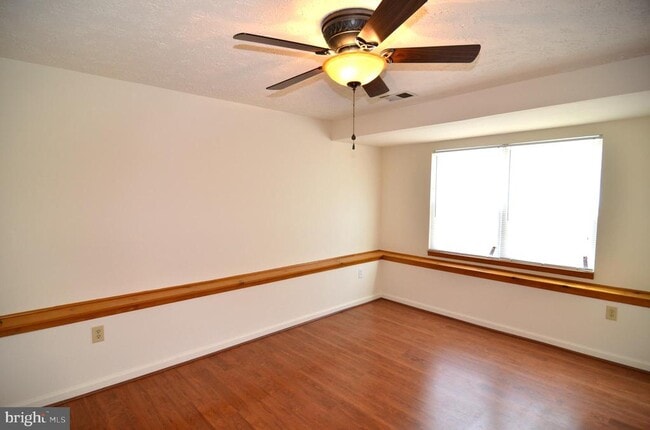 property at 2165 Freemantle Ct