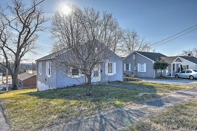 1116 Myrtle St in Kingsport, TN - Building Photo - Building Photo
