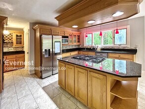 3059 Southampton Dr in Jeffersonton, VA - Foto de edificio - Building Photo
