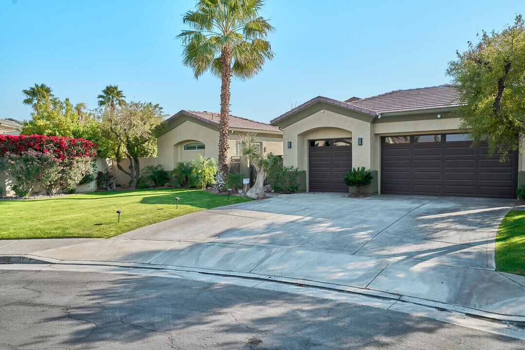 9 Cartier Ct in Rancho Mirage, CA - Building Photo