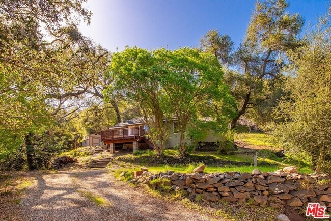 property at 800 N Topanga Canyon Blvd
