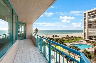 1520 Gulf Blvd in Clearwater, FL - Building Photo - Building Photo