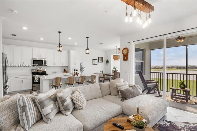 property at 5715 Double Eagle Cir