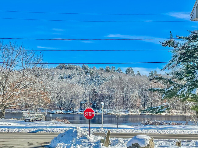 7 Gows Ln in Hallowell, ME - Building Photo - Building Photo