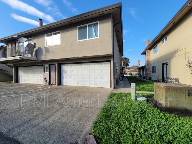 2843 Norcade Cir in Sacramento, CA - Building Photo - Building Photo