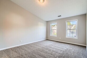 5487 Walnut Ln in Stonecrest, GA - Building Photo - Building Photo