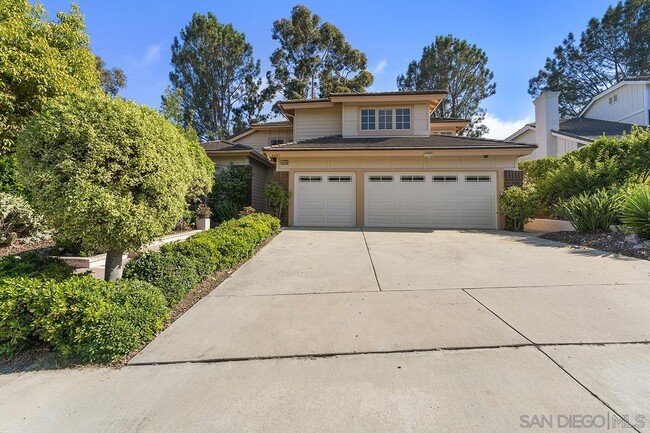 property at 4485 Sunset Bluffs Way