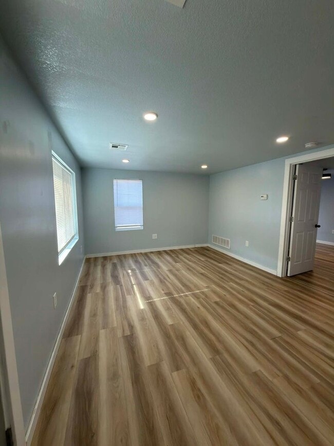 814 High St in Towanda, KS - Building Photo - Building Photo