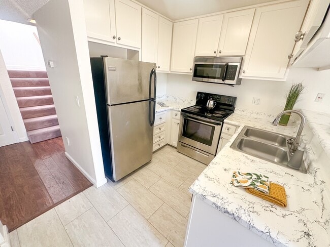 3539 Bernal Ave in Pleasanton, CA - Building Photo - Building Photo