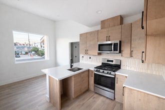 2155 Balboa Ave in San Diego, CA - Building Photo - Building Photo