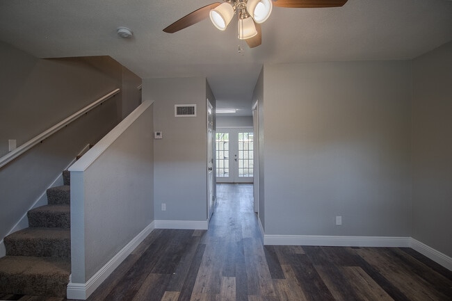 339 Park Row Ave 1-4, Unit #3 in Long Beach, MS - Building Photo - Building Photo