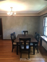 3900 W 28th St-Unit -1 in Minneapolis, MN - Foto de edificio - Building Photo