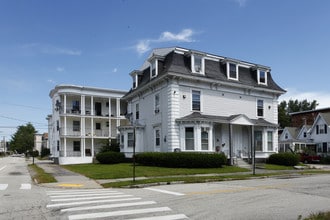 120 Myrtle St in Manchester, NH - Foto de edificio - Building Photo