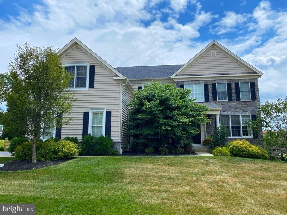 3940 Powell Rd in Chester Springs, PA - Building Photo