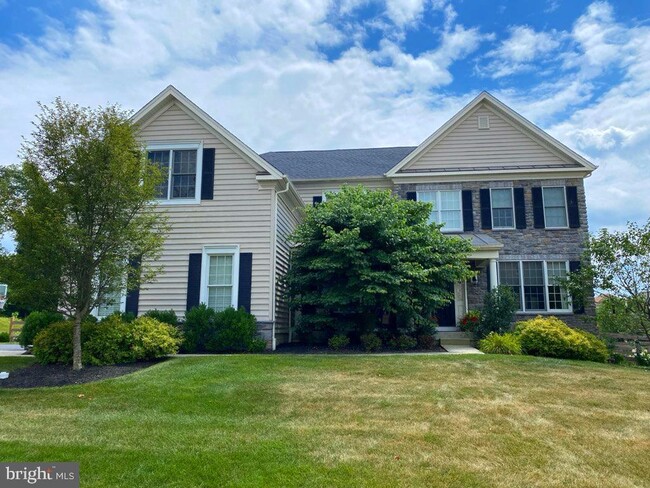 property at 3940 Powell Rd