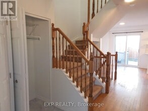 136 Inverkip Ave in Ottawa, ON - Building Photo - Building Photo