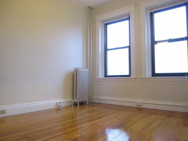 19 Washington St S, Unit 304