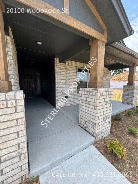 20100 Woodrock St in Harrah, OK - Building Photo - Building Photo