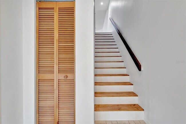 745 Pinellas Bayway S in Tierra Verde, FL - Building Photo - Building Photo