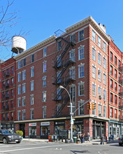 409 W Broadway in New York, NY - Building Photo - Building Photo