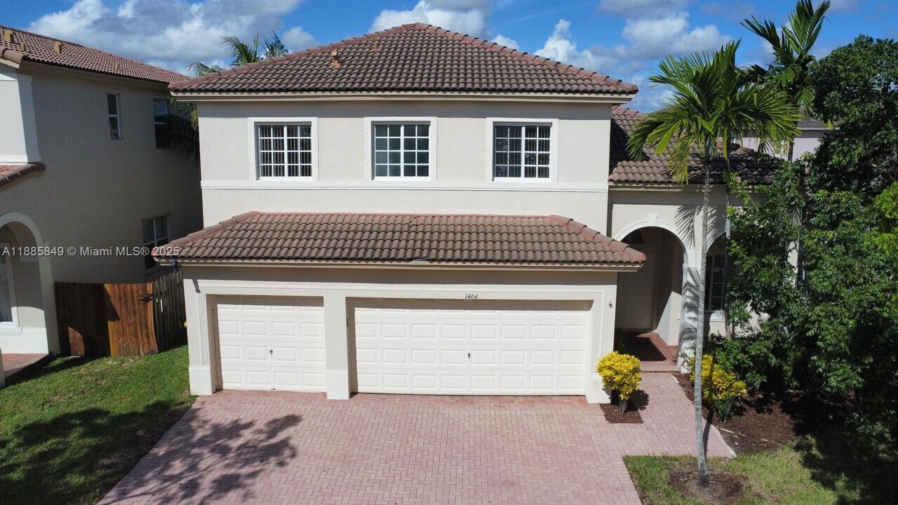 1464 NE 40th Rd in Homestead, FL - Building Photo