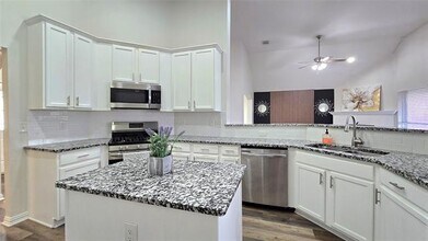 6229 St Leonard Dr in Arlington, TX - Building Photo - Building Photo