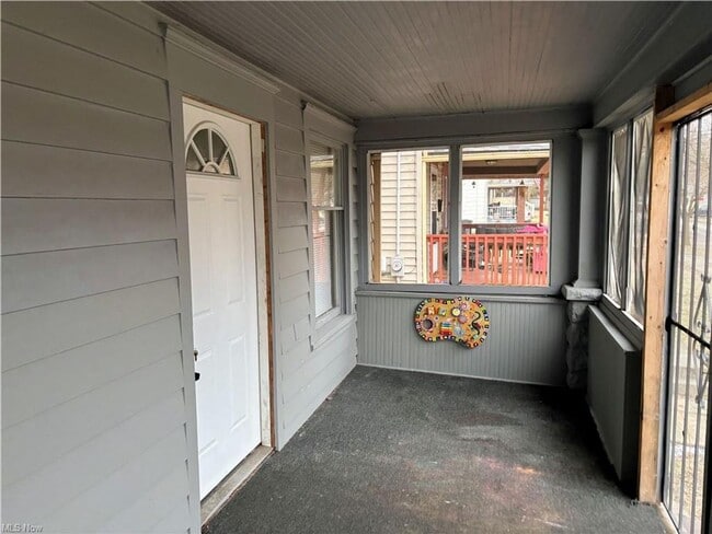 567 Garry Rd in Akron, OH - Building Photo - Building Photo