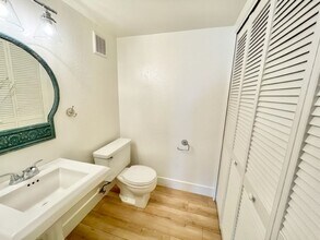 1050 Vista Del Pueblo in Santa Barbara, CA - Building Photo - Building Photo