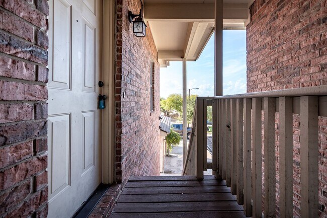 311 Rawhide Loop in Round Rock, TX - Building Photo - Building Photo