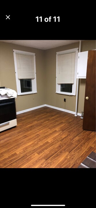 812 Butler St, Unit 1st floor in Dunmore, PA - Building Photo
