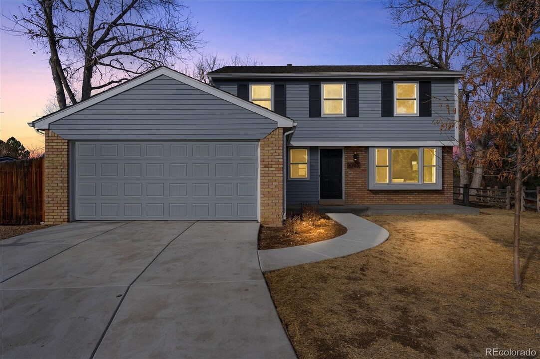 6703 S Locust Ct in Centennial, CO - Building Photo