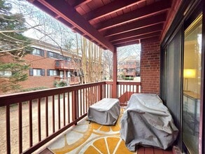 2700 Dartmouth Rd in Alexandria, VA - Building Photo - Building Photo