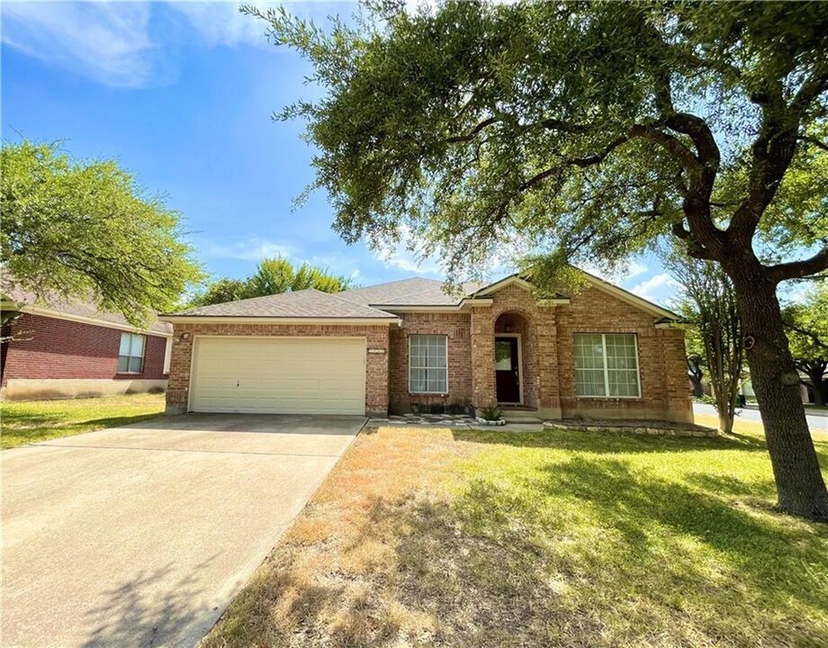 1709 Hollow Ridge Dr in Cedar Park, TX - Building Photo