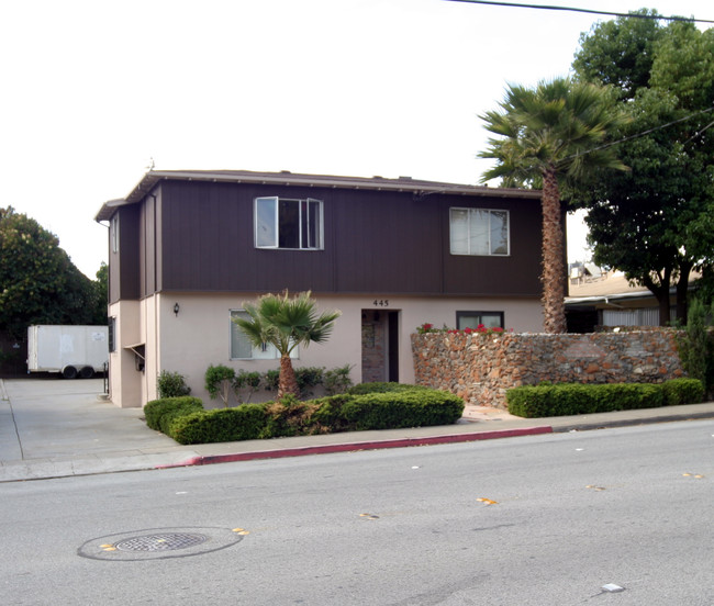 445 N San Mateo Dr in San Mateo, CA - Building Photo - Building Photo