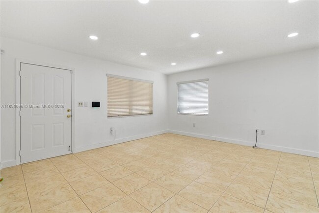 property at 5633 SW 40th St