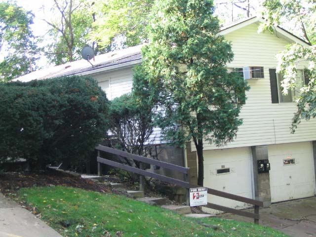 Tonawanda-Arnold Apartments in Akron, OH - Building Photo