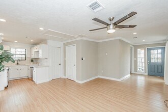 3002 Kirk St in Houston, TX - Building Photo - Building Photo